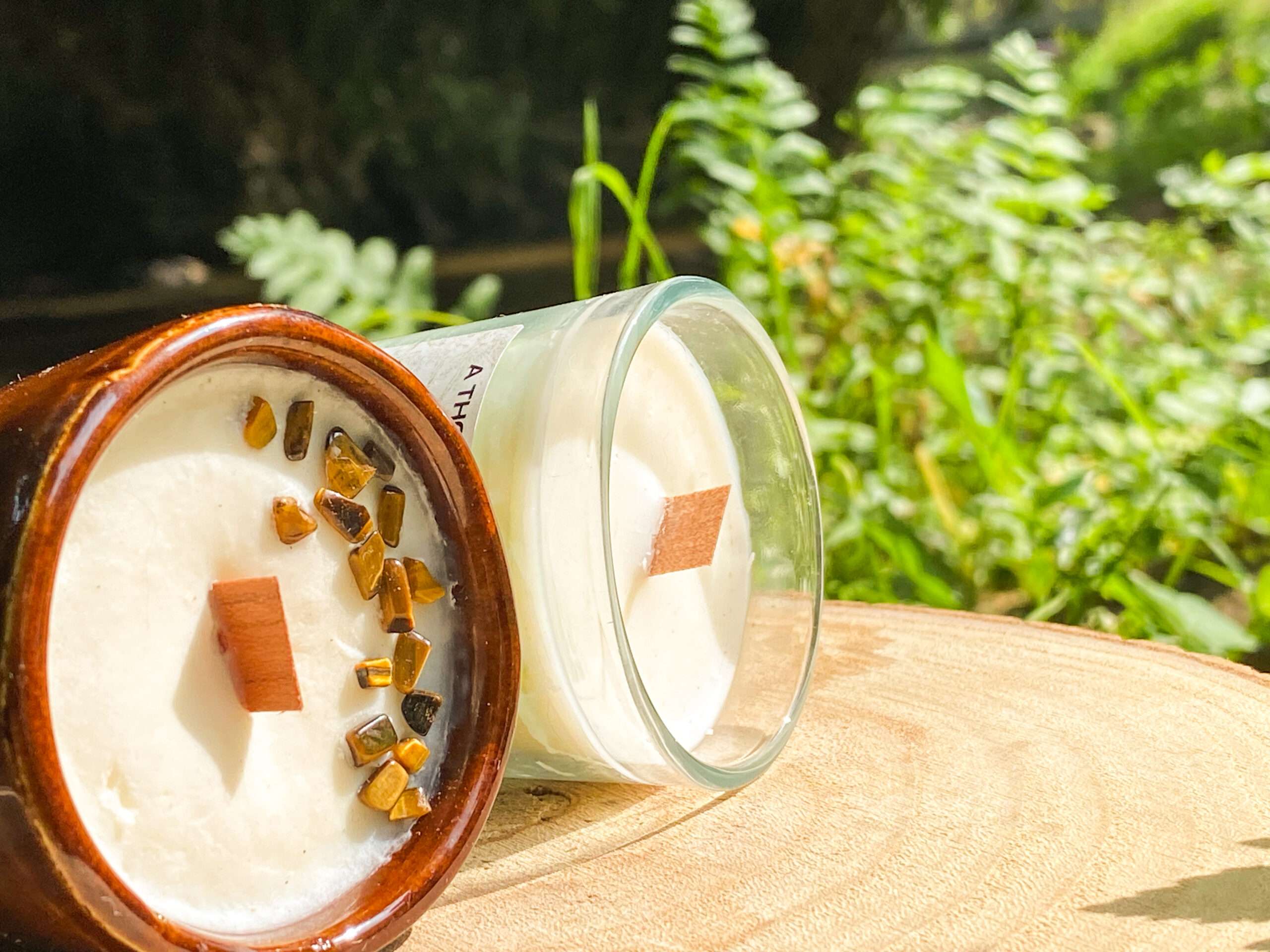 Velas Aromáticas com Canábis: Benefícios, Aromas e Experiência Sensorial